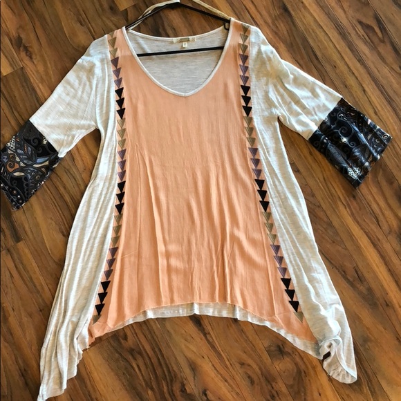 3/4 long sleeve light weight shirt - Picture 1 of 4